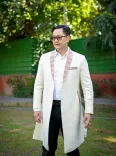 Rijiju dons Nyishi handloom on National Handloom Day