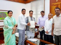 Rijiju Meets Five MPs at Parliament House