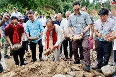 Rijiju Reviews Flood Situation in Pasighat with Chouhan, Pema Khandu