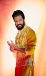 Riteish Deshmukh recalls Asha Bhosle cooking his favourite dish, calls her 'Asha Aai'