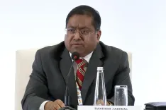 रूस तेल खरीद पर अमेरिकी 'सैंक्शनिंग रशिया एंड ईरान एक्ट': भारत बोला — 140 करोड़ नागरिकों की ऊर्जा सुरक्षा से नहीं होगा समझौता