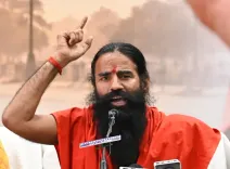 बाबा रामदेव का बड़ा ऐलान: सनातन ग्रंथों की मिलावट हटाई जाएगी, वेद जातिभेद नहीं सिखाते