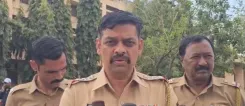 सांगली: कचरा फेंकने के विवाद में पड़ोसी ने दंपती पर किया हमला, महिला की हालत गंभीर, आरोपी गिरफ्तार