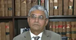 चुनाव आयोग पर विवाद: रिटायर्ड जस्टिस लोकपाल सिंह बोले — संवैधानिक संस्थाओं को निशाना बनाना उचित नहीं