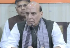 राजनाथ सिंह का राहुल गांधी पर प्रहार: 'सपा समर्थन के बिना रायबरेली भी जीत पाओगे?'
