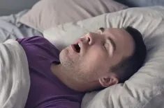 क्या सर्दियों में खर्राटों की समस्या में वृद्धि होती है? जानें इसके वैज्ञानिक कारण