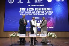 क्या उच्च मानकों का पालन करना सतत और तीव्र संस्थागत विकास के लिए आवश्यक है: डॉ. पॉल?