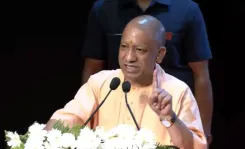 विभाजन विभीषिका स्मृति दिवस पर योगी का कांग्रेस पर हमला: 'सत्ता की लिप्सा में सनातन राष्ट्र के टुकड़े किए गए'