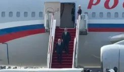 एससीओ शिखर सम्मेलन में भाग लेने के लिए थ्येनचिन पहुंचे पुतिन