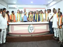 Is This a Major Setback for Congress in Maharashtra as MLC Pradnya Satav Joins BJP?