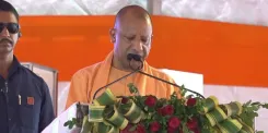 योगी आदित्यनाथ का शामली में विपक्ष पर प्रहार: SP-कांग्रेस को बताया 'जिन्ना के उपासक', ₹581 करोड़ की 89 परियोजनाओं का लोकार्पण
