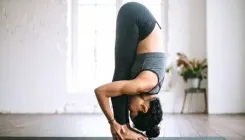 शरीर को मजबूत और दिमाग को तरोताजा करता है उत्तानासन, जोड़ों के दर्द में भी देता है राहत