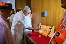 Shekhawat chairs BJP org meet in Jodhpur ahead of local polls