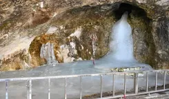 Shekhawat Greets Pilgrims as Amarnath Yatra 2026 Begins