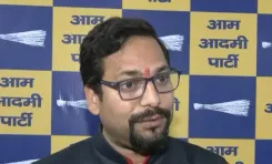 क्या शिक्षा मंत्री आशीष सूद अपने विभाग का प्रबंधन सही तरीके से कर रहे हैं? : संजीव झा