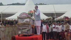 Shivraj Singh Chouhan Pays Respects to Smt. Chennamma Devegowda