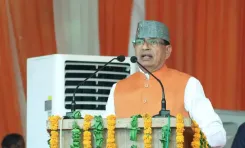 Shivraj Urges Farmers to Try Natural Farming on Part of Land