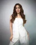 Does Shraddha Kapoor Want to Have Coffee with Amitabh Bachchan?