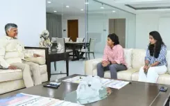 श्री चरणी के चयन पर खुशी थी, अब वह ट्रॉफी लेकर लौटी हैं : मिताली राज