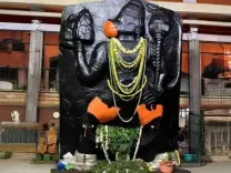 क्या श्री प्रसन्नास वीरंजनेयस्वामी की कृपा से भय, बाधा और नकारात्मकता से मुक्ति मिलती है?