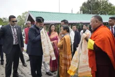 सिक्किम के 50वें स्थापना दिवस पर उपराष्ट्रपति सीपी राधाकृष्णन गंगटोक पहुंचे, लोक भवन में मिला गार्ड ऑफ ऑनर