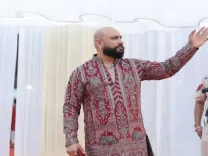 क्या सिंगर बी प्राक ने कथावाचक इंद्रेश महाराज के साथ डांडिया करते हुए जिंदगी का बेहतरीन अनुभव किया?