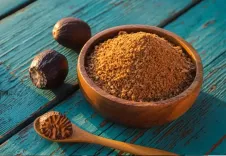 क्या जायफल सिर्फ खाने का स्वाद बढ़ाता है, या त्वचा की चमक भी बढ़ाता है?