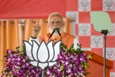 क्या सीतामढ़ी में पीएम मोदी की रैली से पहले लोगों ने कहा-वोट देकर कर्ज चुकाएंगे?