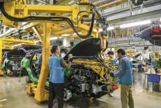 क्या सितंबर में चीन ने 6 लाख 52 हजार ऑटो गाड़ियों का निर्यात किया?