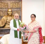 Smriti Irani wishes Amit Shah on birthday, hails security record