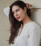 Sonam Bajwa's Instagram note on faith stirs fans: 'Rab kitna yaad aata hai'