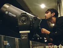 क्या सोनचिरैया के लखना ने बॉलीवुड में अपनी अदाकारी से आसमान के सितारों से दोस्ती की?