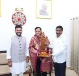 Sonowal Meets AP Ministers on Port and Shipbuilding Projects