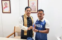 Sonowal meets bowler Putul Sonowal, India's World Bowls bronze medallist