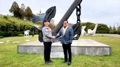 Sonowal visits Hanwha Ocean shipyard in South Korea