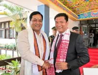 Sonowal wishes CM Pema Khandu on birthday