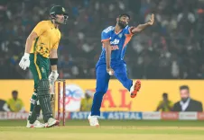 क्या साउथ अफ्रीका का बुरा हाल है, भारत ने मेहमान टीम को 74 रन पर समेटकर इतिहास रचा?