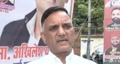 यूपी में महिलाओं को ₹50,000 की योजना पर सपा का हमला: 'चुनाव से पहले वादे, जीत के बाद किस्त'