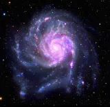 नासा ने दिखाई पिनव्हील गैलेक्सी की बैंगनी आभा, 1 ट्रिलियन तारों से भरे M-101 की अद्भुत तस्वीर