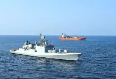 स्ट्रेट ऑफ होर्मुज में भारतीय नौसेना का फ्लैगशिप एस्कॉर्ट, सुरक्षा का सिलसिला जारी