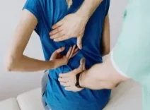 सुबह उठने पर शरीर में जकड़न से मिलेगी राहत, जानिए आमवातारि वटी के फायदे