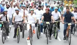 क्या 'संडे ऑन साइकिल' की पहली वर्षगांठ पर डॉ. मनसुख मांडविया ने साइकिल चलाने का संदेश दिया?