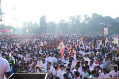 ‘स्वदेशी अपनाओ’ के संकल्प के साथ रांची में आयोजित हुआ मैराथन, तिरंगा लेकर दौड़े हजारों लोग