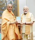 Swami Avdheshanand Giri hails PM Modi's 25-year governance journey