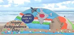 स्वतंत्रता दिवस: प्रसिद्ध सैंड आर्टिस्ट सुदर्शन पटनायक ने रेत पर बयां की 'ऑपरेशन सिंदूर' की कहानी