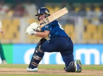 Alice Capsey joins Sydney Sixers from Renegades for WBBL 12