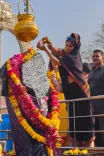 Did Tanishaa Mukerji Just Visit Shani Shingnapur with Her ‘Devis’?