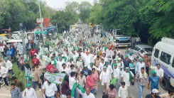 राकेश टिकैत का तीनों प्राधिकरणों पर हल्ला बोल, नोएडा-ग्रेटर नोएडा में किसान महापंचायत का ऐलान