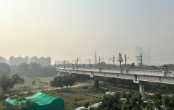 क्या तेज हवाओं से ठंड में बढ़ोतरी हुई है? एनसीआर की हवा साफ हुई, एक्यूआई ऑरेंज जोन में?