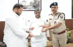 Tejashwi Yadav demands probe into Bihar police firing on students